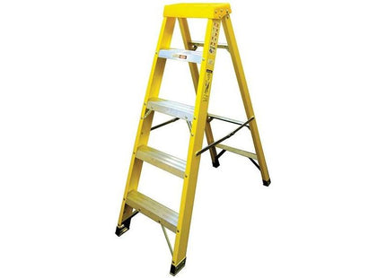Zarges Fibreglass Swingback Steps Open, 1.33m Closed 1.47m 5 Rungs Zarges - RockBottom Northampton