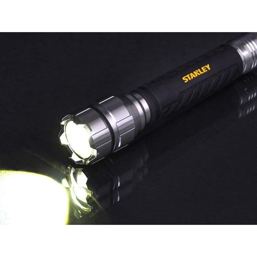 Stanley® Lighting Hand Torch 1000 Lumens STANLEY® Lighting - RockBottom Nothampton