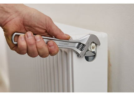 Draper Adjustable Wrench, 200mm 70396 Draper - Town Tools 