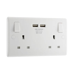 Masterplug Switched Socket 2-Gang 13A with 2 x USB Ports Masterplug - RockBottom Northampton