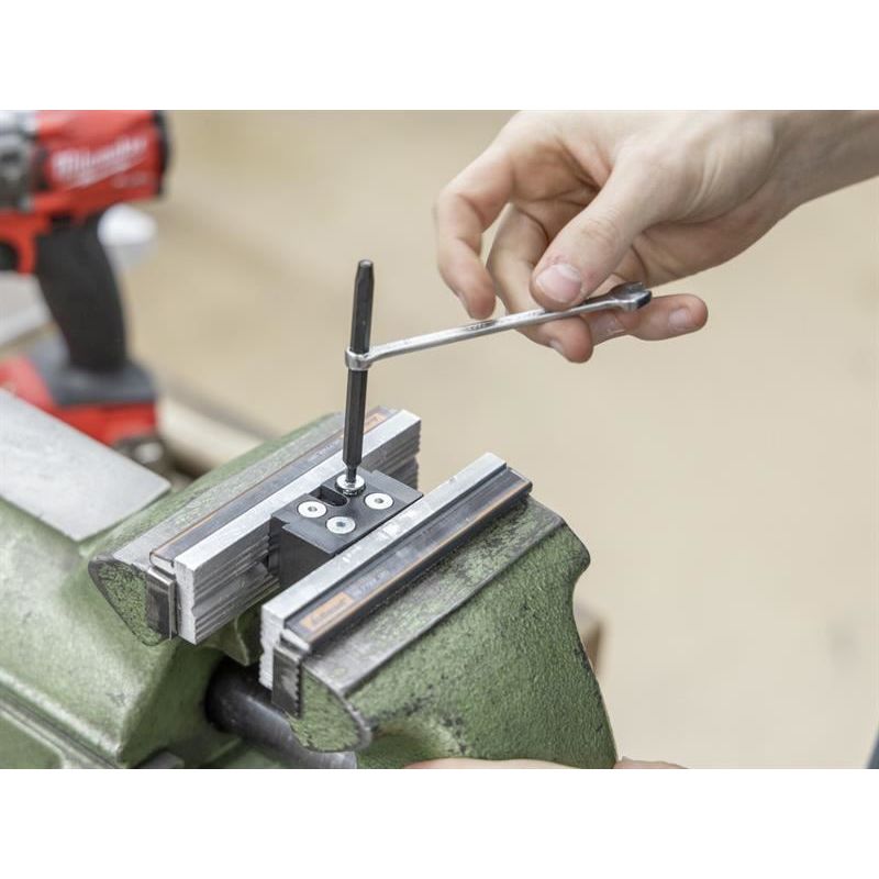 Wiha Screw Extractor Set, 16 Piece Wiha - RockBottom Northampton