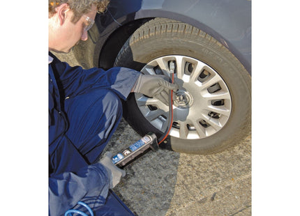 Draper Professional Air Line Inflator with Lock-On Connector 16230 Draper - Town Tools 
