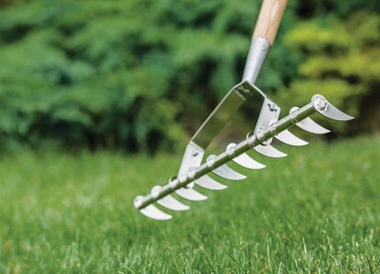 Kent & Stowe Stainless Steel Long Handled Scarifying Rake, FSC® Kent & Stowe - RockBottom Northampton