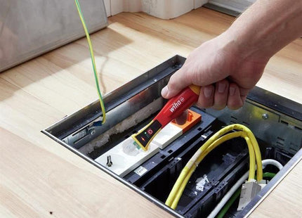 Wiha Non-contact Voltage Detector 90-1000V AC Wiha - RockBottom Northampton