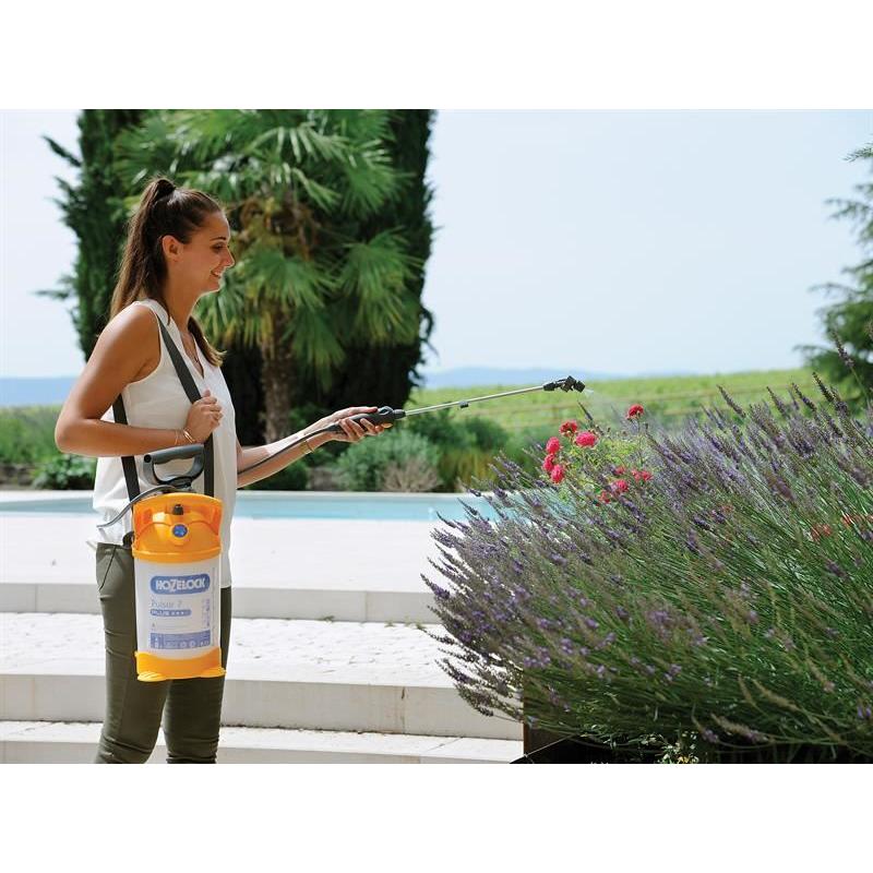 Hozelock 4311 Pulsar Plus Pressure Sprayer 7 litre Hozelock - RockBottom Northampton