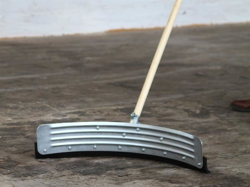Faithfull Heavy-Duty Curved Yard Squeegee 30in (762mm) Faithfull - RockBottom Northampton