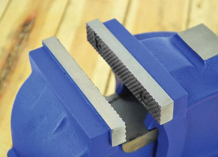 Faithfull Mechanic's Bench Vice with Anvil 100mm (4in) Faithfull - RockBottom Northampton