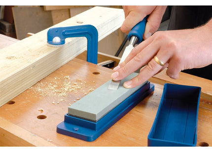 Draper Silicone Carbide Sharpening Stone with Box, 200 x 50 x 25mm 31696 Draper - Town Tools 