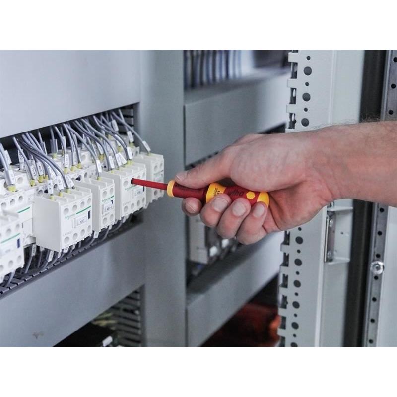 Wiha SoftFinish® electric slimVario Stubby Screwdriver Set, 4 Piece Wiha - RockBottom Northampton