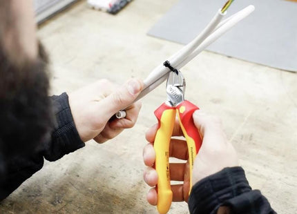 Wiha Professional electric Diagonal Cutters with DynamicJoint® 160mm Wiha - RockBottom Northampton