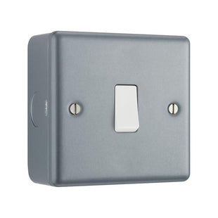 Masterplug Metal Clad 1-Gang 2-Way Light Switch Masterplug - RockBottom Northampton