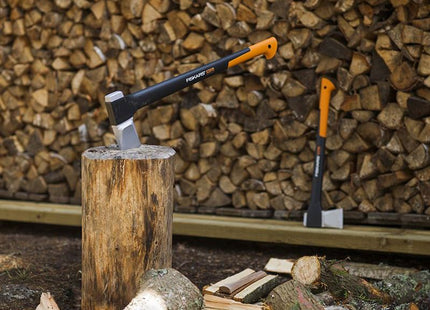 Fiskars XL X25 Splitting Axe 2.4kg (5.2 lb) Fiskars - RockBottom Northampton