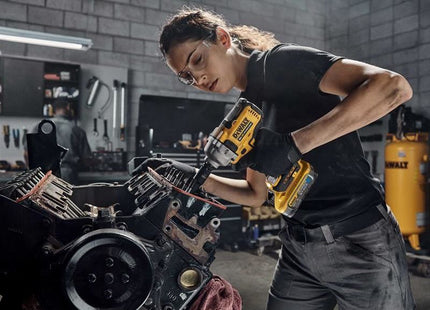 Dewalt Power Tools DCF891H2T XR BL 1/2in HR Anvil Impact Wrench 18V 2 x 5.0Ah POWERSTACK™ Li-ion DeWALT Power Tools - RockBottom Northampton