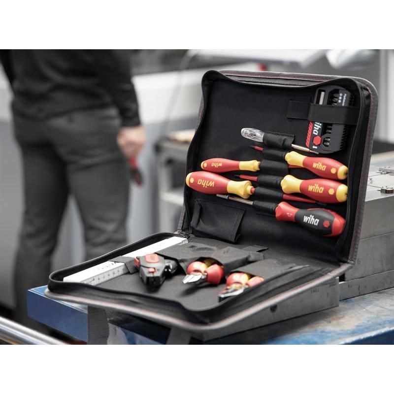 Wiha electrician Tool Set, 32 Piece Wiha - RockBottom Northampton