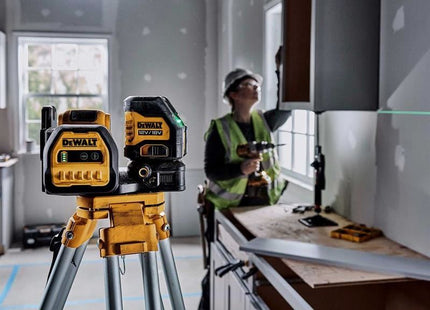 Dewalt Power Tools DCE088 D1G18 Self-Levelling Cross Line Green Beam Laser 12/18V 1 x 2.0Ah Li-ion DeWALT Power Tools - RockBottom Northampton