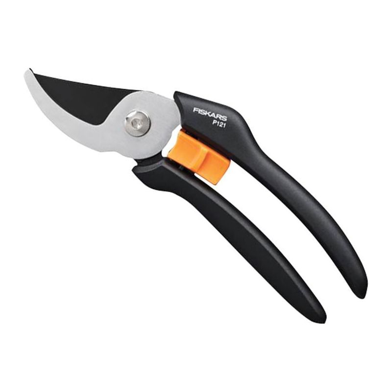Fiskars P121 Solid™ Bypass Pruner Fiskars - RockBottom Northampton