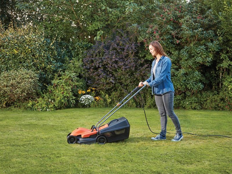 BLACK + DECKER BEMW451 Electric Lawnmower 32cm 1200W 240V BLACK + DECKER - RockBottom Northampton