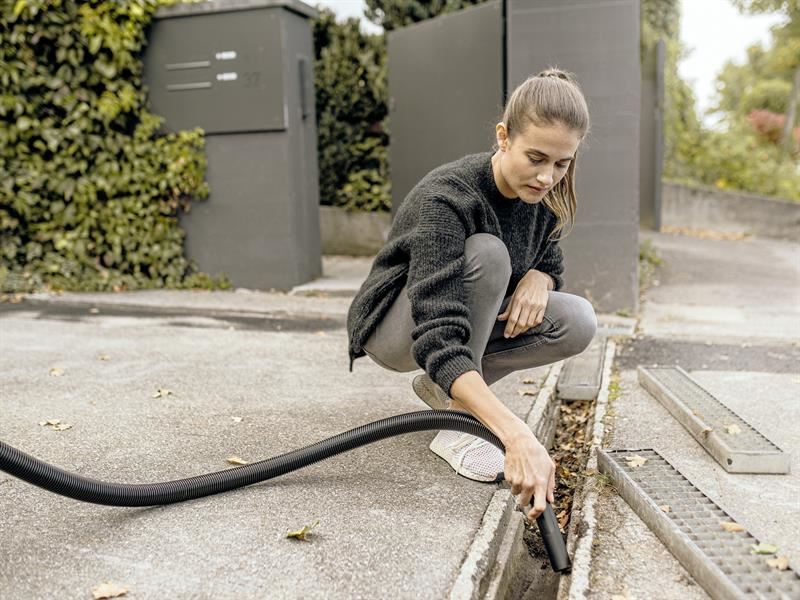 Karcher WD 2 Plus Wet & Dry Vacuum 1000W 240V Karcher - RockBottom Northampton